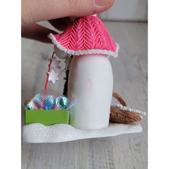 Hallmark 2007 decorating snow lady ornament Xmas tree glitter - Picture 4 of 8